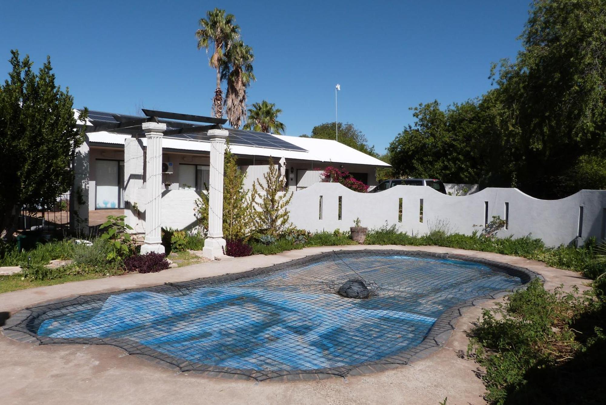 Apartamento Hannah'S Haven Studio Deluxe - No Loadshedding Beaufort West Exterior foto