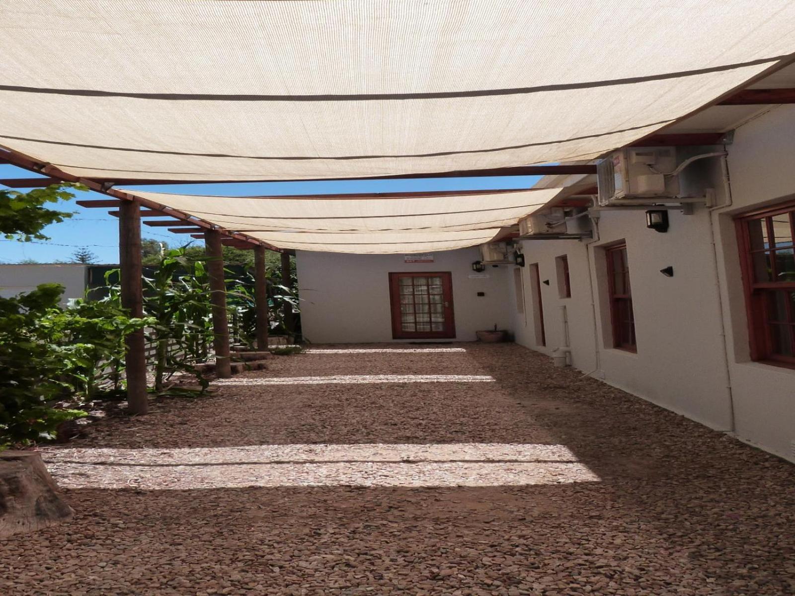 Apartamento Hannah'S Haven Studio Deluxe - No Loadshedding Beaufort West Exterior foto